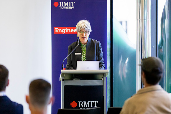 RMITEngineeringGrad-8.12.22-013-_35A0111