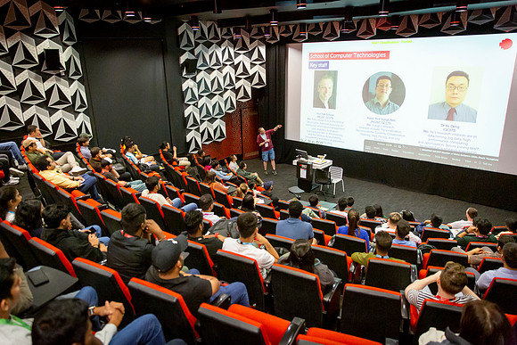 RMIT-City-21.2.23-004-_D3_4670
