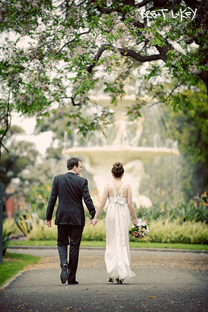 brent_lukey_wedding_exhibition_buildings_800